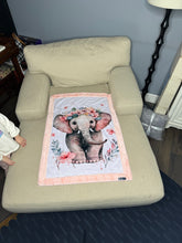 Load image into Gallery viewer, Cute Elephant Floral Minky Blanket Infant
